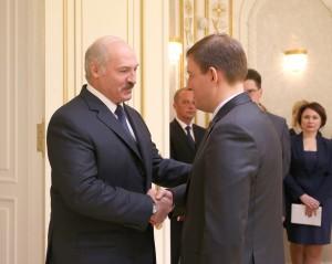 На снимке: Александр Лукашенко и Андрей Турчак.Фото Николая Петрова, БелТА.