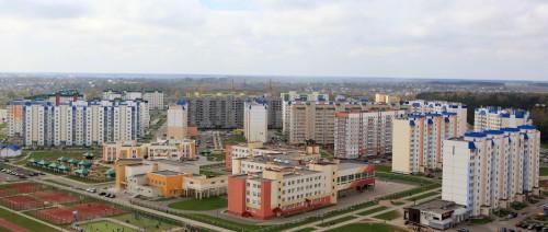 На снимке: новостройки в микрорайоне "Спутник". Фото Олега Фойницкого, БелТА.