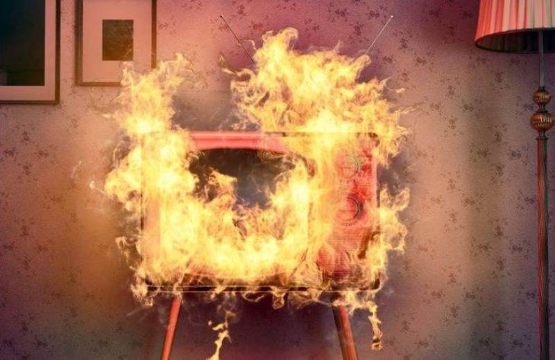 ЧП: Телевизор стал причиной пожара в частном доме в Костюковичах
