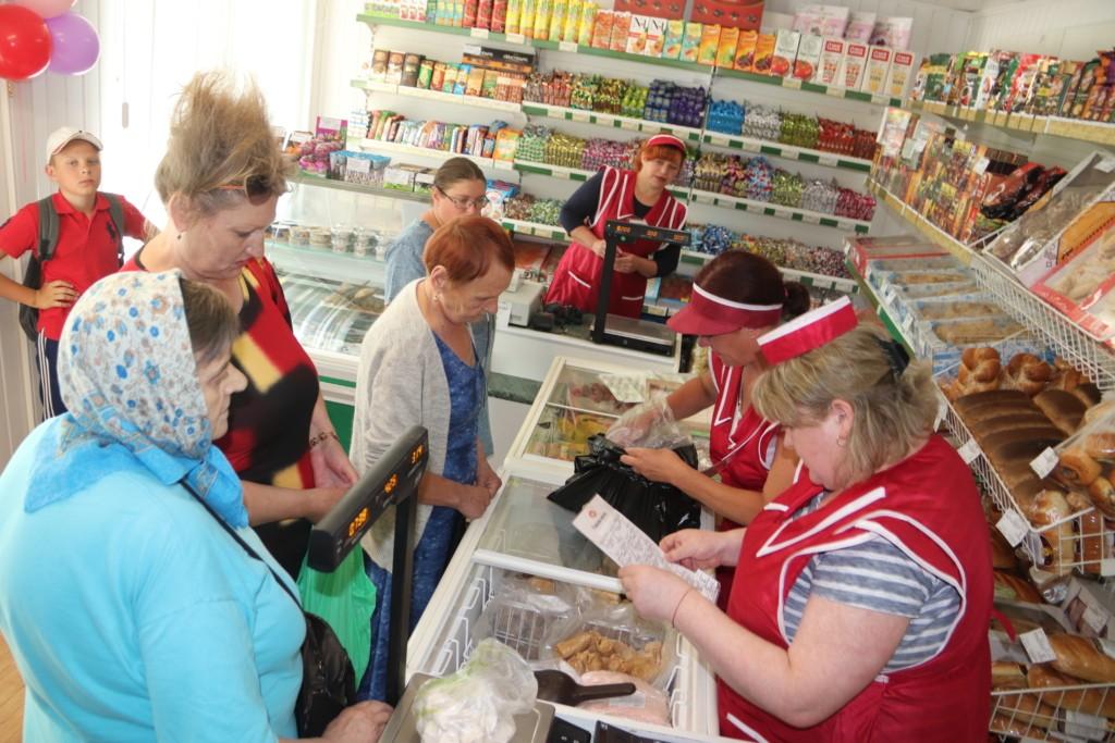В Костюковичах открылся новый продовольственный магазин шаговой доступности "Домашний"