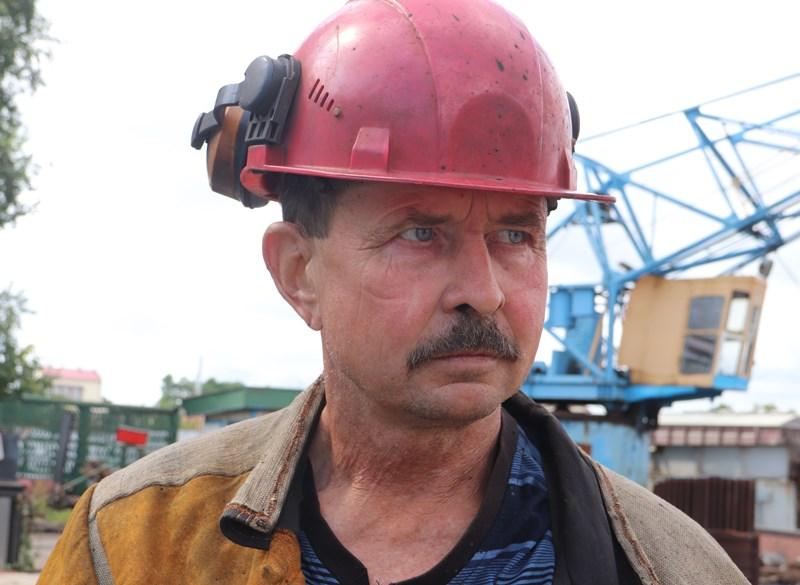 21 год своей жизни Николай Елисеенко отдал работе металлургической отрасли