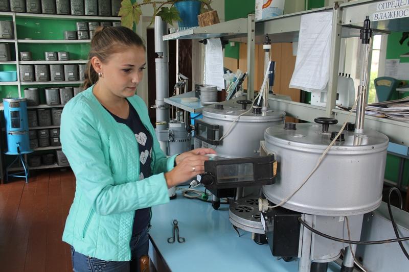На Костюковичском производственном участке ОАО «Климовичский комбинат хлебопродуктов» с удовольствием трудятся студенты