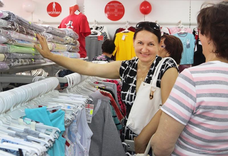 В Костюковичах открылся новый фирменный магазин известного белорусского бренда "8 Марта" (+ фоторепортаж)