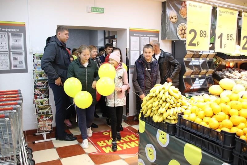 В Костюковичах еще одним торговым объектом стало больше: Открылся магазин "Доброном"