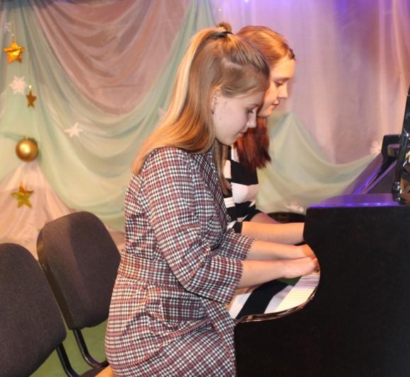 «Прыбяседскія зорачкі» зажгли в Костюковичах (+ фото) «Прыбяседскія зорачкі» зажгли в Костюковичах (+ фото)