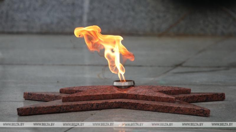 Лукашенко: Беларусь не будет отменять мероприятия к 75-летию Победы