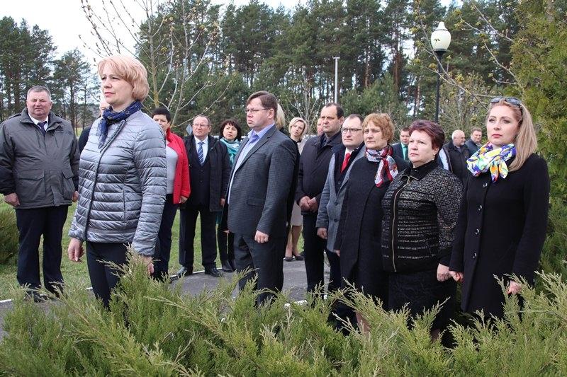 Леонид Заяц принял участие в памятном митинге, посвященном чернобыльской трагедии в Костюковичах