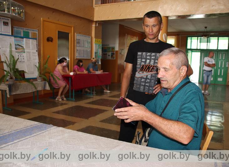 Наблюдатели на Шарейковском участке для голосования № 19: "Нарушений не было"