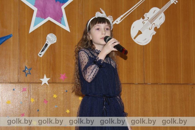 В Костюковичской ДШИ прошел отборочный этап смотр-конкурса детского творчества "Прыбяседскiя зорачкi"