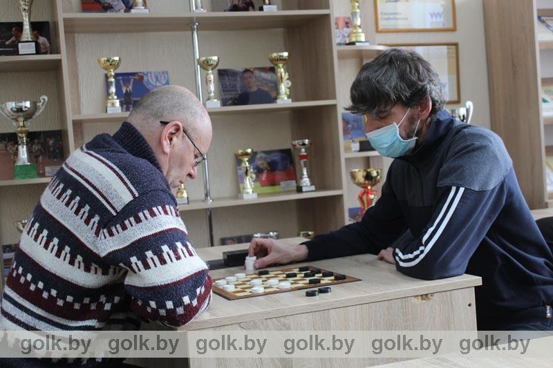 В Костюковичах состоялось первенство района по шашкам среди трудовых коллективов