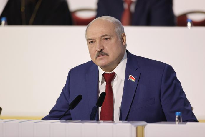 Лукашенко: говоря о возможных преобразованиях, мы должны исходить из собственных национальных интересов