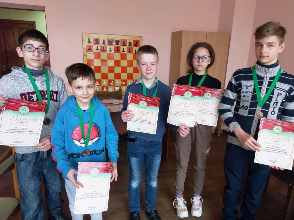 Юные шахматисты из Костюковичей отличились на областных соревнованиях