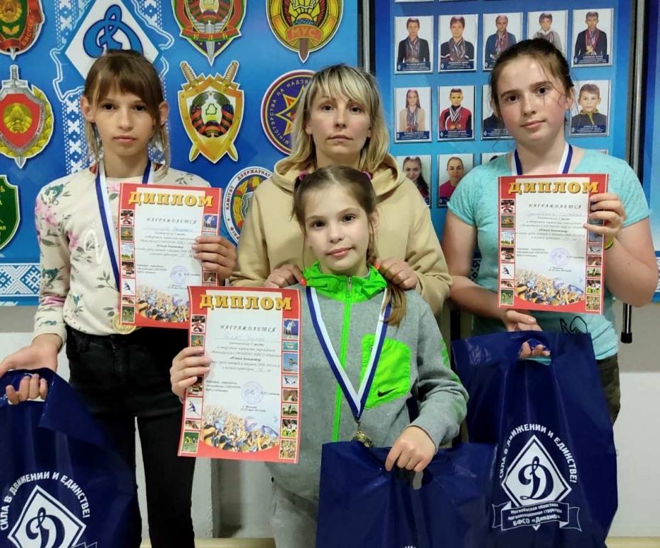 Золотые медали и Дипломы завоевали юные дзюдоистки из Костюковичей