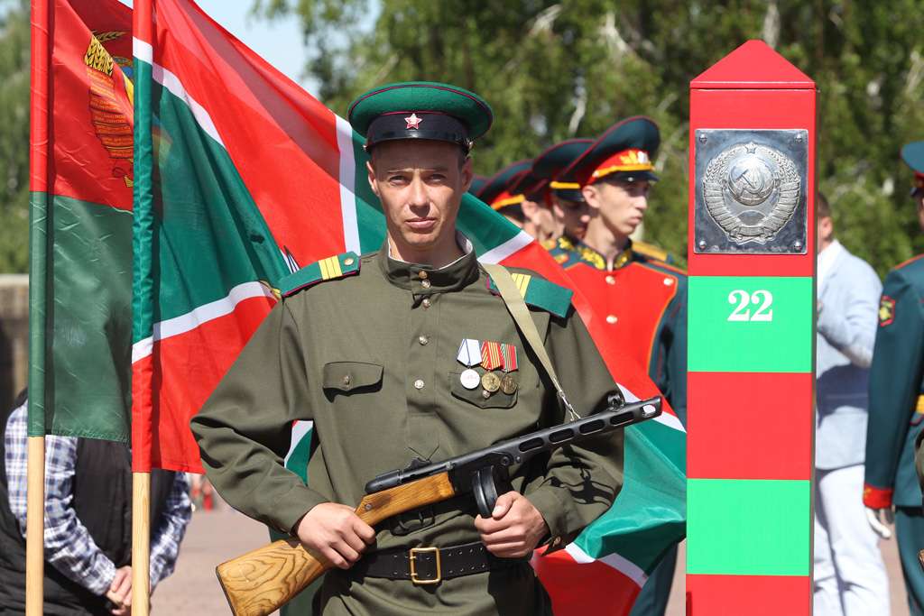 Лукашенко: пограничники - настоящие патриоты страны, достойные наследники славы героических предков