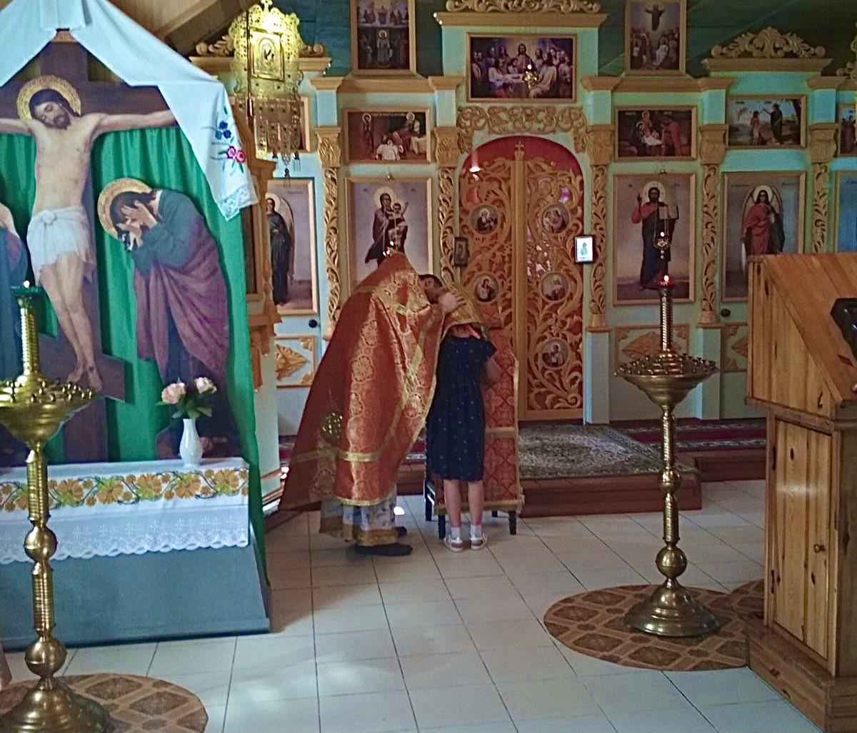 В храмах Костюковичского района прошло воскресное богослужение и молебен перед началом учебного года