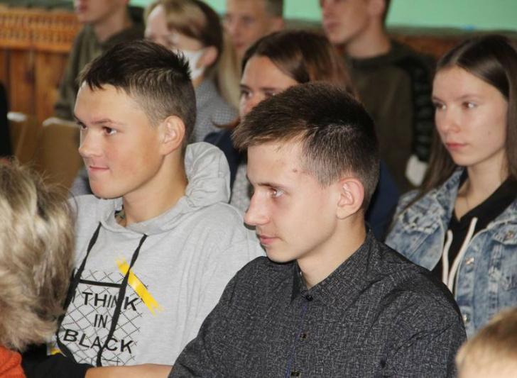 В Белынковичской школе необычно отпраздновали День народного единства. Фото