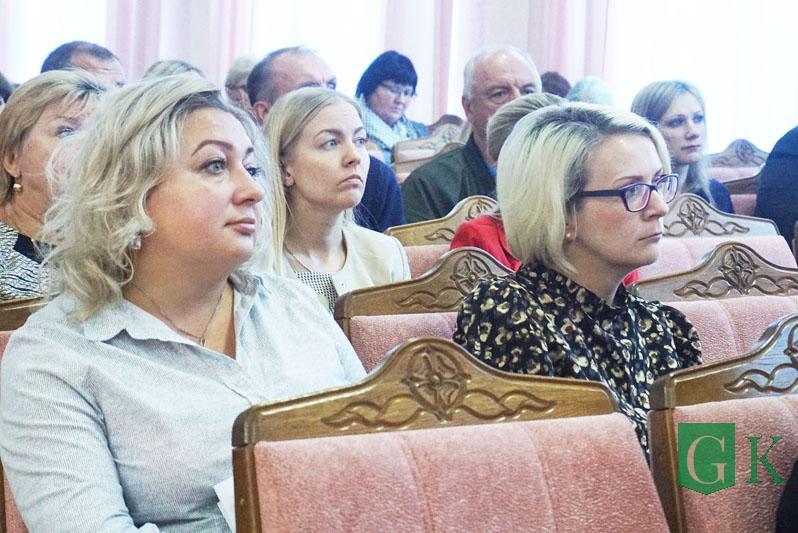 В Костюковичском районном исполнительном комитете состоялся открытый диалог «В единстве – наша сила»