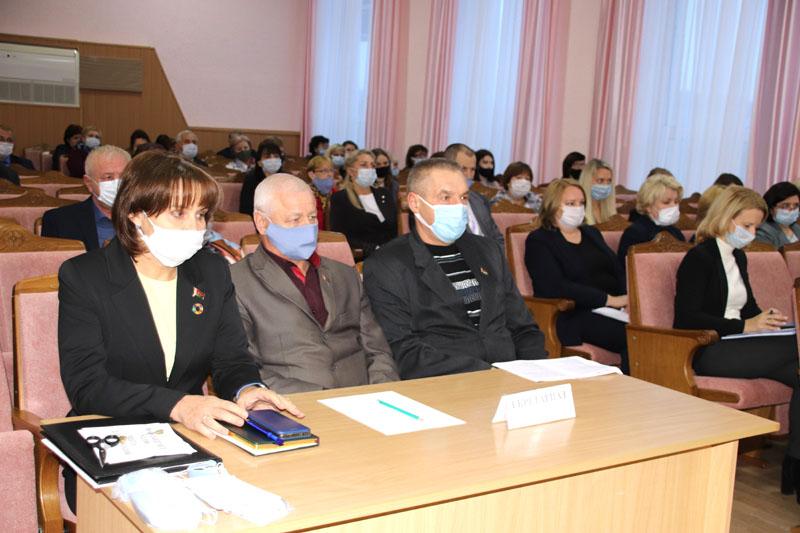 30-я очередная сессия районного Совета депутатов 28 созыва прошла в Костюковичах