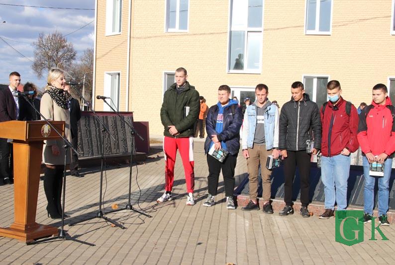 Более сорока новобранцев Костюковичского района отправятся в войска в рамках осеннего призыва