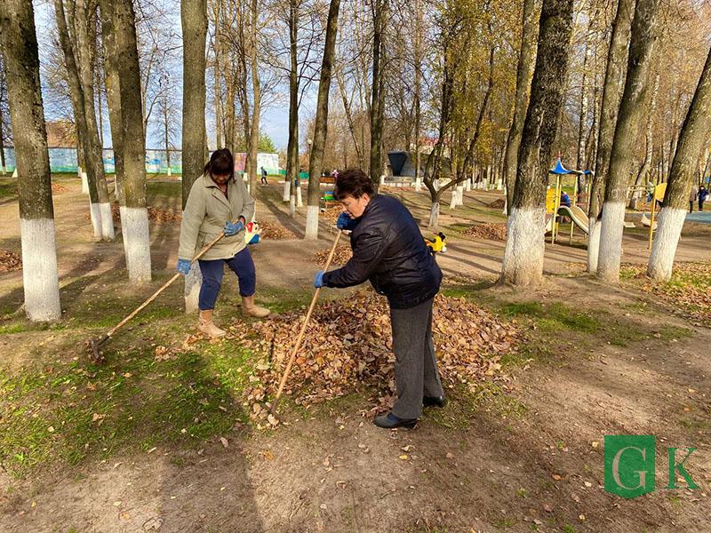 «Чистый четверг» в Костюковичах: В наведении порядка приняли участие все организации и учреждения города