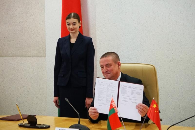 Соглашение об установлении побратимских отношений подписали Могилевская область и китайская провинция Шэньси
