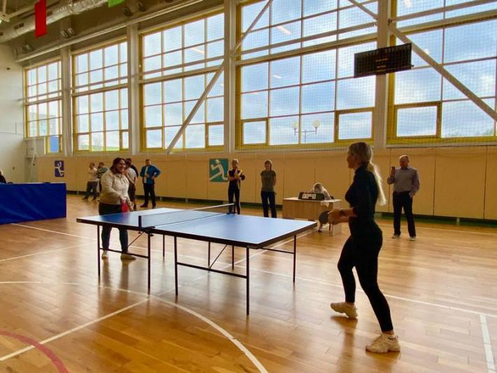 Ловкость, координация и точный удар: Как прошли соревнования по настольному теннису в Костюковичах
