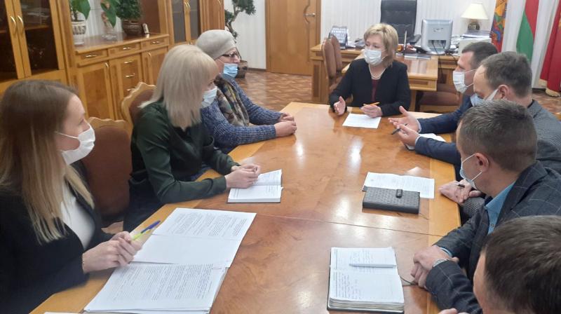 Глава Костюковичского района Александра Михеенко провела прием граждан