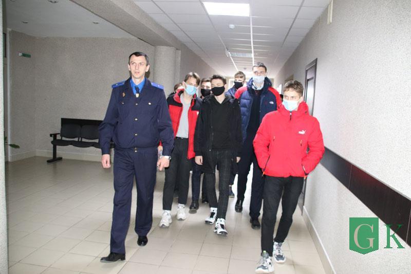 В Костюковичах следователи продемонстрировали криминалистическую лабораторию