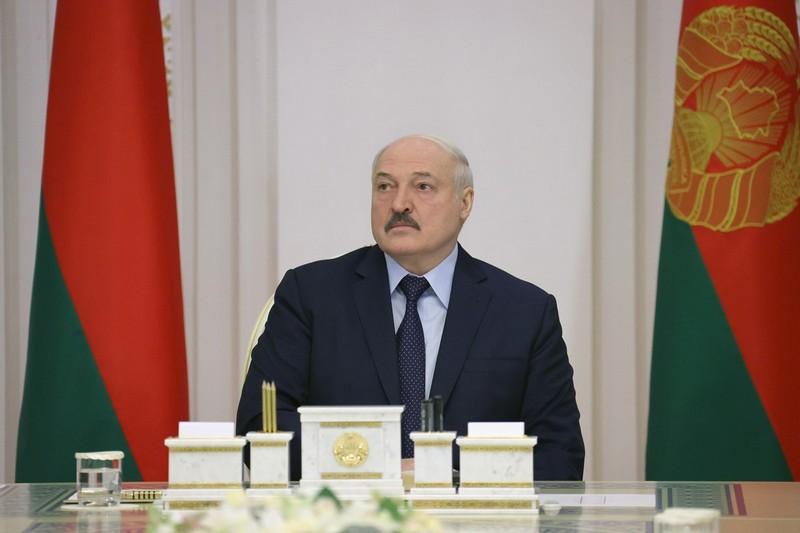 Лукашенко: после принятия новой Конституции в стране надлежит выстроить стройную систему управления