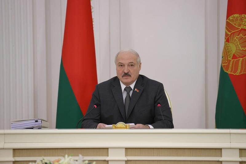 Александр Лукашенко в январе обратится с посланием к народу и парламенту