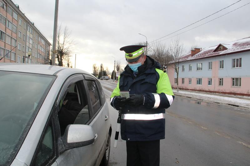 Госавтоинспекция Костюковичского РОВД проверила, как водители подготовились к зиме