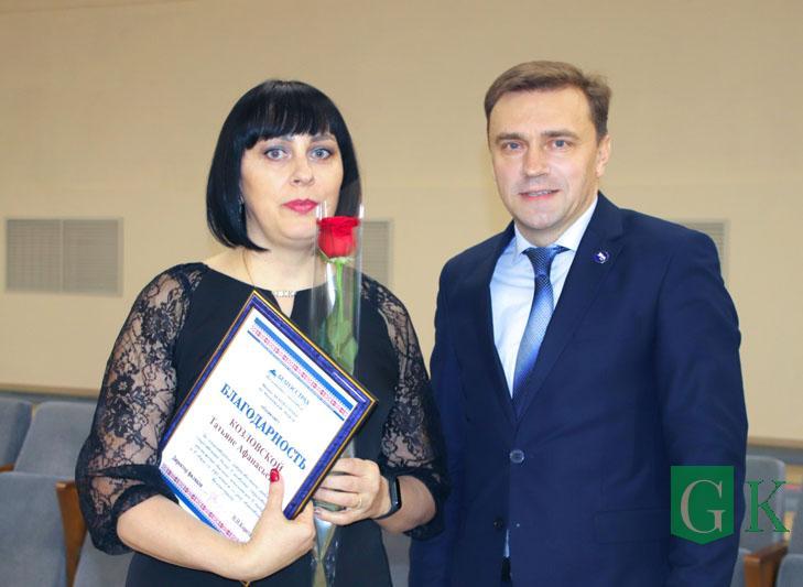 Представители страховой компании «Белгосстрах» принимали поздравления в Костюковичах. Фото