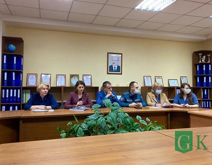 Председатель Костюковичского райисполкома Александра Михеенко встретилась с жителями города