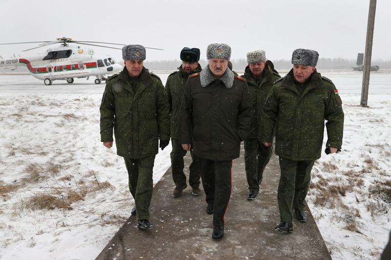 "С нами лучше не связываться". Лукашенко предостерег Запад от попыток напасть на Союзное государство