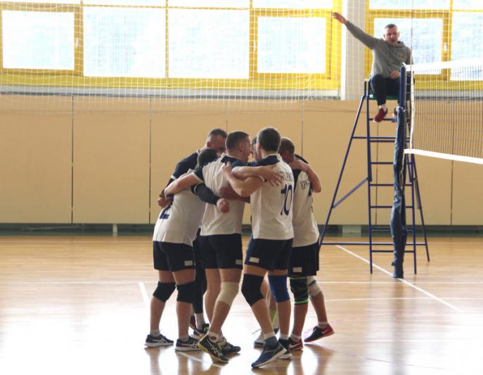 В Костюковичах прошел турнир по волейболу среди любительских команд, посвященный Году исторической памяти