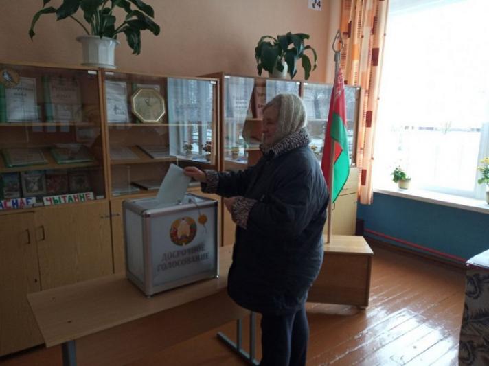 Пенсионерка: "Я испытываю гордость за то, что являюсь гражданкой Республики Беларусь"