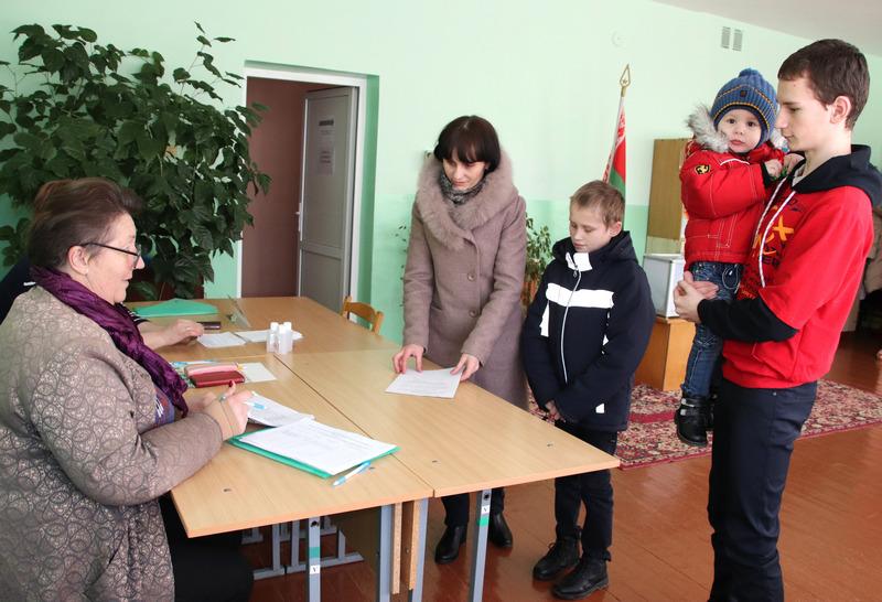 Многодетная мама Вероника Пунченко: отдать свой голос – значит принять участие в судьбе своей страны
