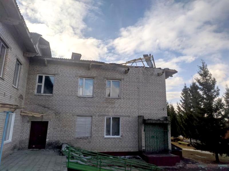 Кровли 11 объектов повредил сильный ветер в Могилевской области