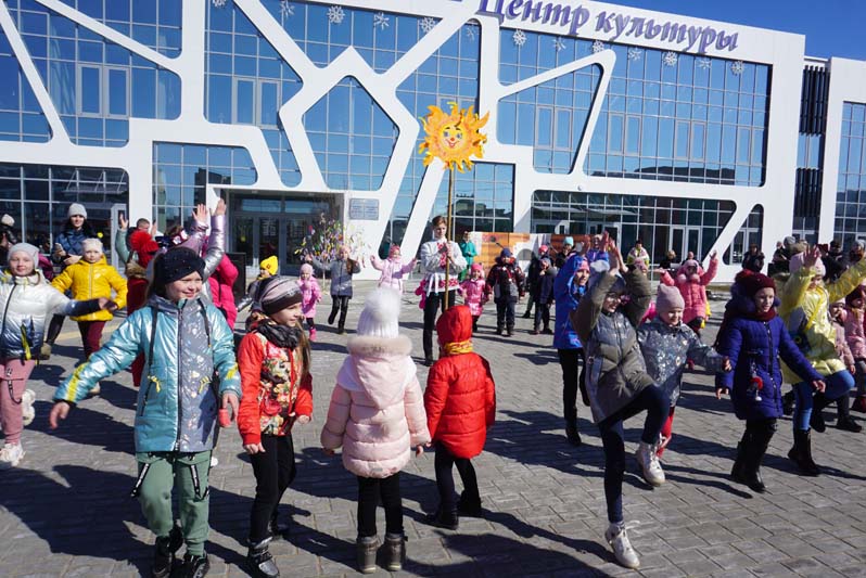 Как на Костюковщине весну зазывали: народный обряд "Сороки". Фоторепортаж