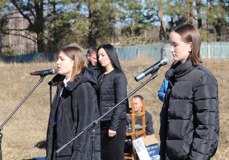Митинг-реквием в память о сожженной в годы ВОВ деревне Боровая прошел в Костюковичском районе