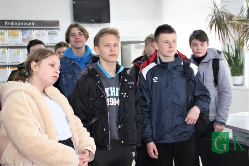 В рамках Недели финансовой грамотности для учащихся была организована образовательная экскурсия в филиал Белагропромбанка