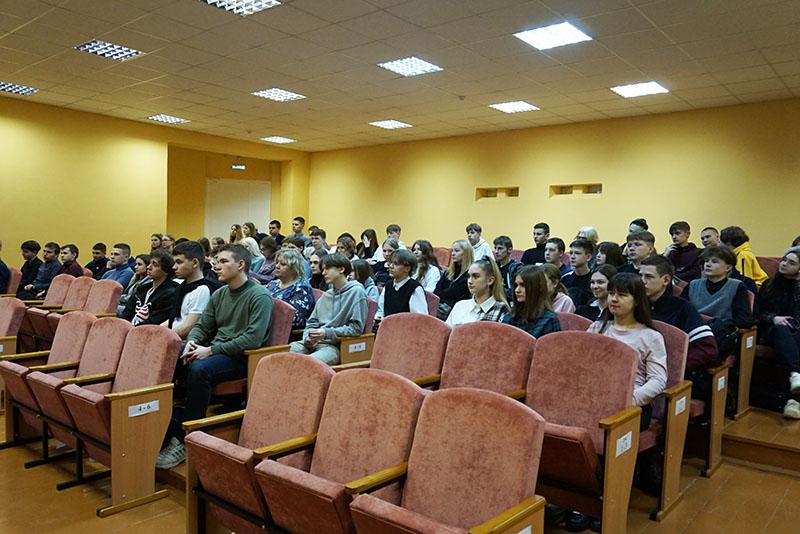 Военный комиссариат Костюковичского района организовал для старшеклассников профориентационное мероприятие