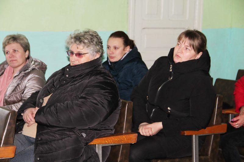 Глава района Александра Михеенко встретилась с жителями агрогородка Селецкое