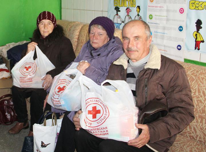 Белорусский Красный Крест оказывает помощь украинским беженцам