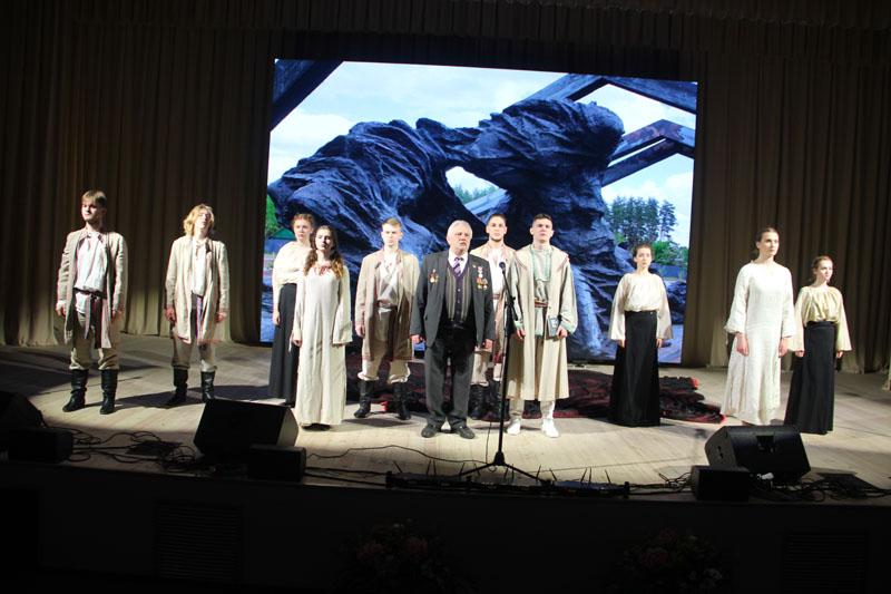 В районном Центре культуры состоялась постановка литературно-пластического спектакля под названием «Песня роднай зямлі»