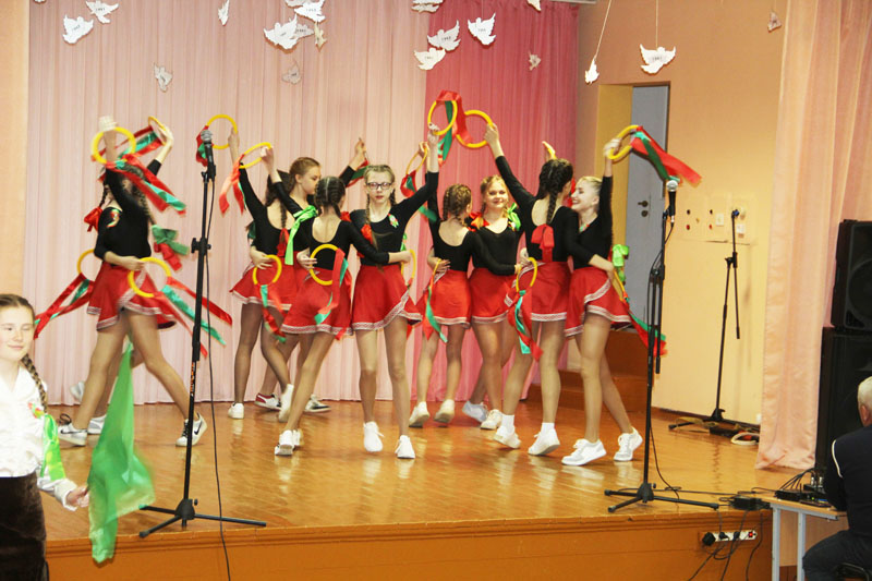 В средней школе № 4 прошло районное патриотическое мероприятие "Высокое счастье Победы"