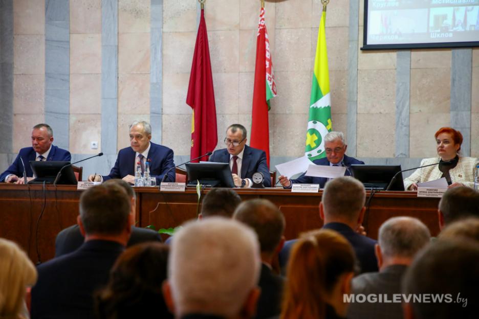 Вопросы реализации молодежной политики рассмотрели на выездном заседании облисполкома в Кличеве