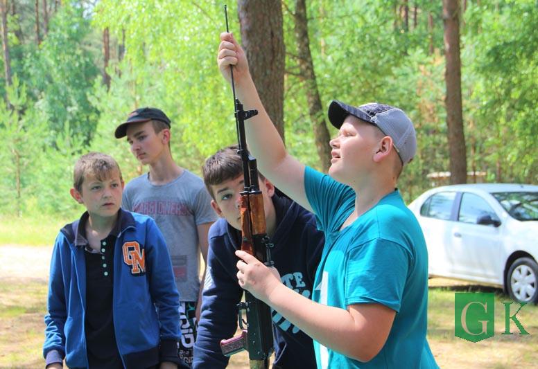 Военнослужащие Костюковичского военного комиссариата посетили палаточный лагерь «Эдельвейс»