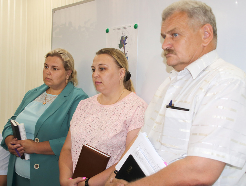Исаченко: местные власти должны более внимательно подходить к рассмотрению обращений граждан