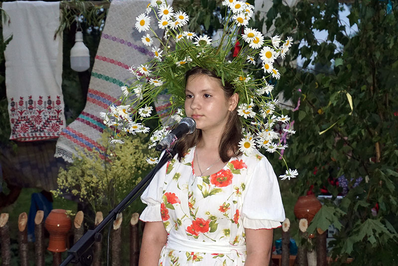 Фотофакт: народный праздник «Купалье» отпраздновали в деревне Пролетарское